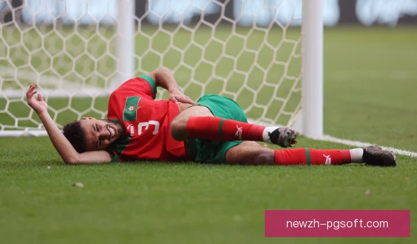 某伤愈球员头球攻门顶偏，复出状态仍待检验